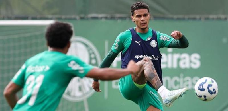 Ríos, do Palmeiras, vira recorde da história do Benfica; Fla também ganha