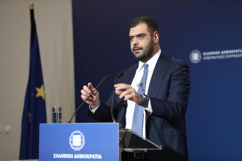 Παύλος Μαρινάκης: Κοσμιότης και υπόκοσμος