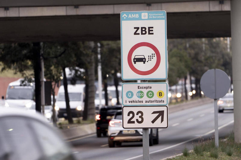 Una resolución pionera avala las sanciones por Zonas de Bajas Emisiones de Barcelona