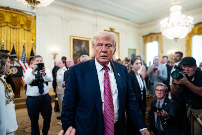 Would Fox Take Donald Trump’s Side Against Rupert Murdoch? Uh ... Yes.