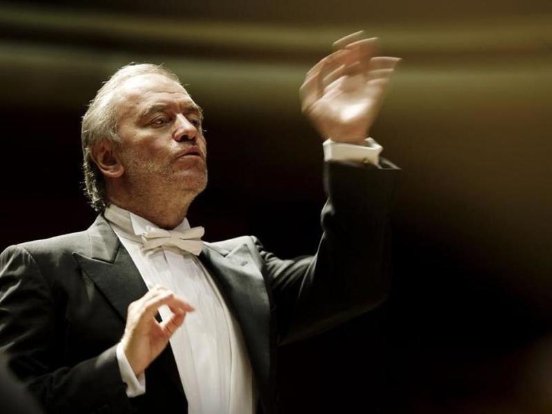 Gergiev alla Reggia di Caserta, concerto annullato. Giuli: Â«Pieno sostegno allo stopÂ» Ma l'ambasciata russa:Â Â«Danno per l'ItaliaÂ»