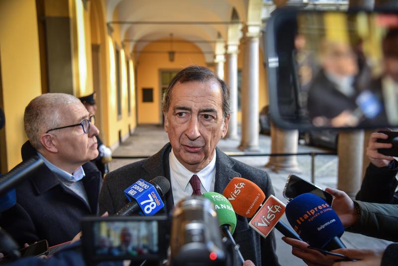 Beppe Sala, l’unico che lo difende davvero è il suo “nemico” Attilio Fontana