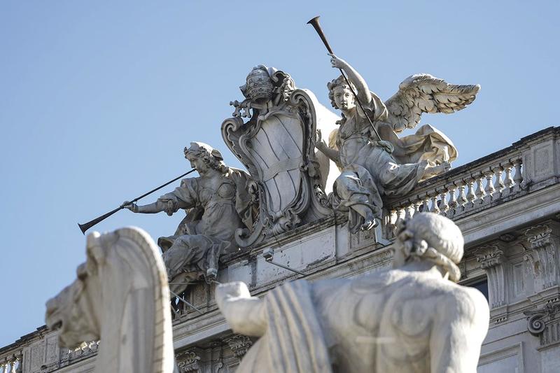 La “madre intenzionale” ha diritto al congedo di paternità: la svolta della Consulta