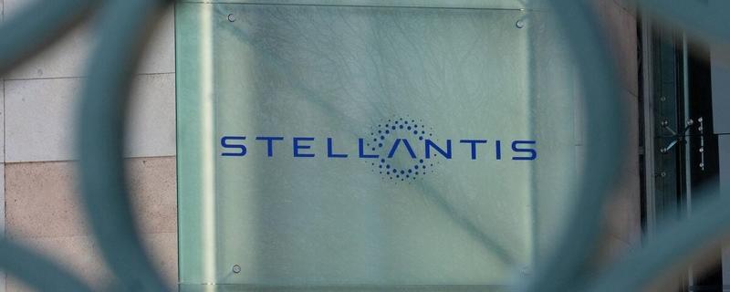 Stellantis è crisi senza fine: perde 2,3 miliardi nei primi sei mesi dell’anno