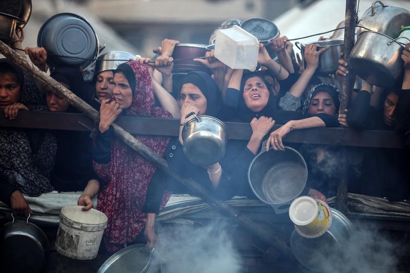Israeli Military Threatens Journalist After He Reports on Starvation in Gaza