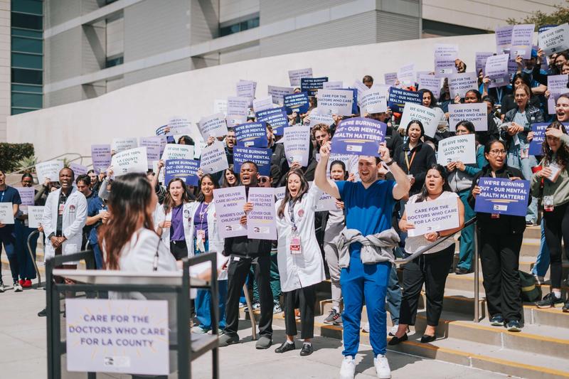 Underpaid, Overworked Medical Residents Who Keep Hospitals Afloat Want a Union