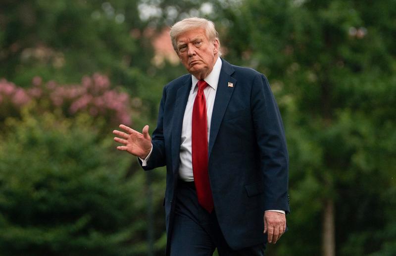 Amid Epstein Fallout, Video of Trump Judging Teens in Model Contest Resurfaces
