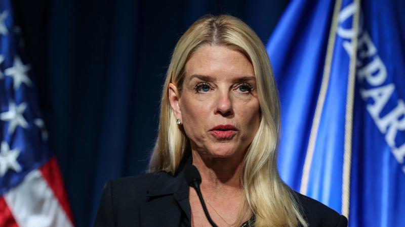 Trump must fire Bondi after she fumbled Epstein files release