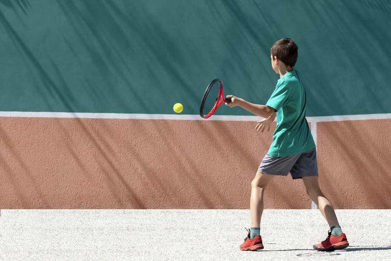 Imaginary athletes: Creating make-believe teammates, competitors and coaches during play