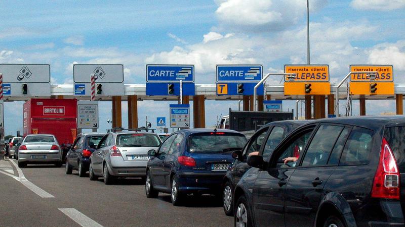 Grab&Go, arriva il telepass on demand: paghi solo quando lo usi. Come funziona e a chi conviene