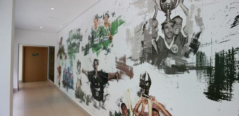Palmeiras tira ídolos do vestiário e troca por 'cultura coach'
