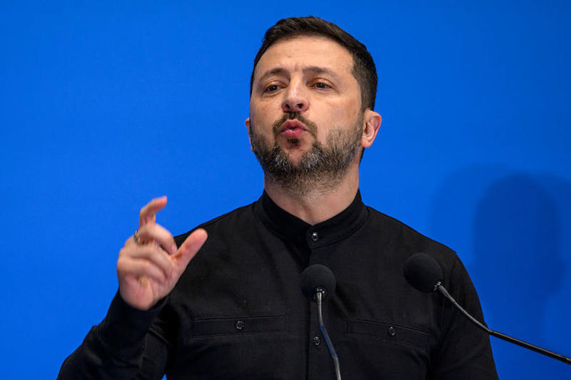 Ukraine / Zelensky's war on anti-corruption agencies is a disaster