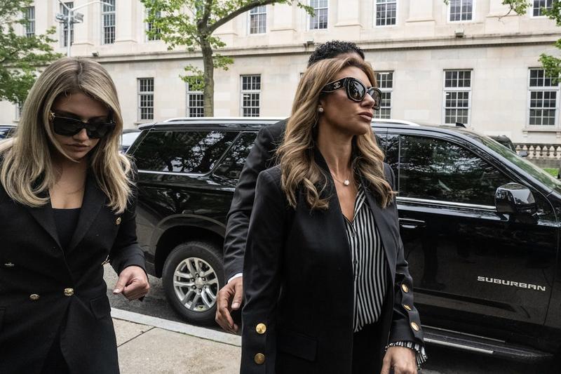 Trump’s Dumbest Lawyer Is Officially Out of a Job—Goodbye, Alina Habba