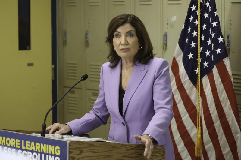 NY Gov. Kathy Hochul picks an abortion fight — to boost her re-election bid, inspire Dems