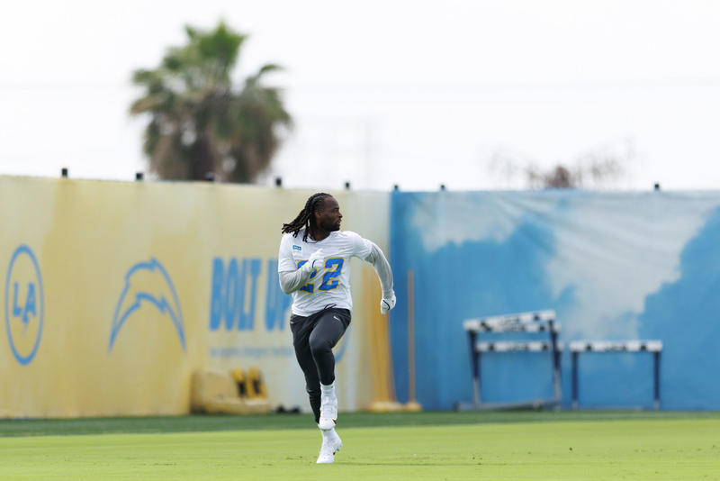 Mystery surrounding NFL star's injury from Bay Area fireworks accident deepens