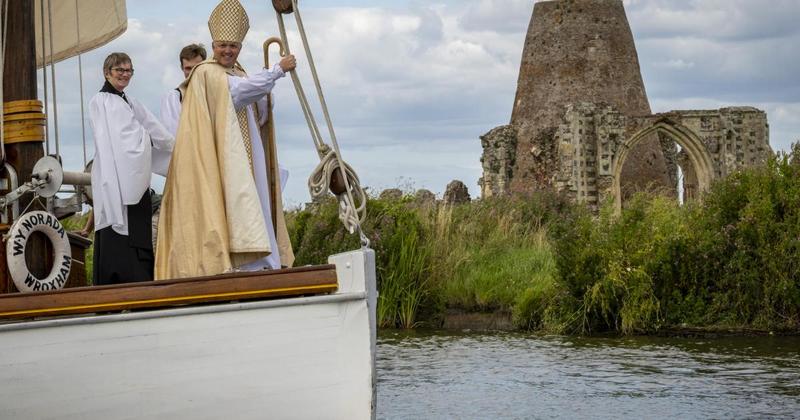 Bishop of Norwich to arrive by wherry at annual abbey service