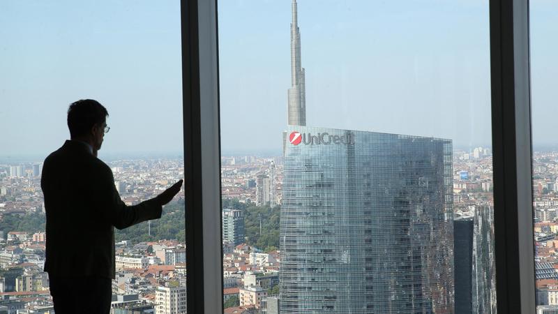 Unicredit ritira l’offerta per Banco Bpm: “Il Golden Power ha impedito il dialogo con gli azionisti”