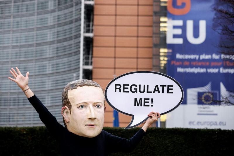 Que fait l’Europe face aux géants du numérique ?