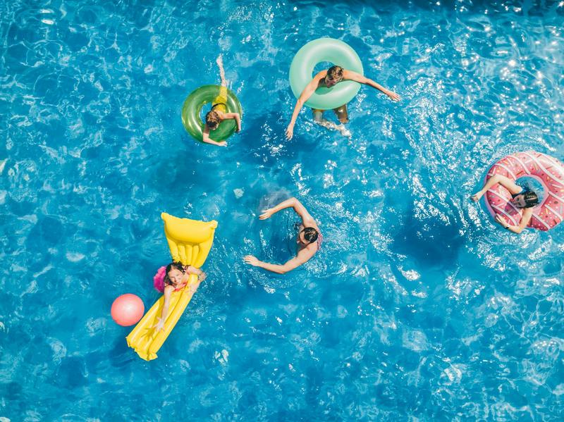 How germy is the public pool? An infectious disease expert weighs in on poop, pee and perspiration – and the deceptive smell of chlorine