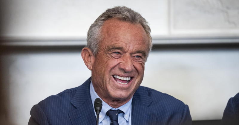 Trumpiani colpevoli di troppa tintarella: ultimo delirio a sinistra 