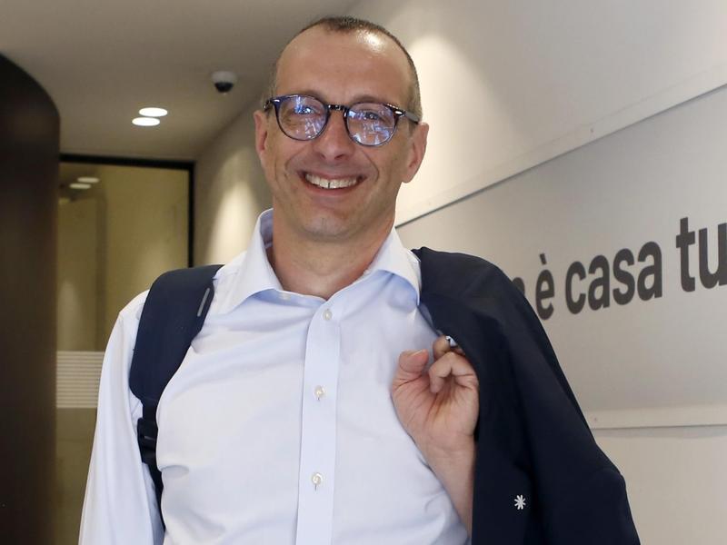 Ricci: «Sono indagato per corruzione», nuovo caso per il Pd. E Conte: «Chiarisca presto con i magistrati»