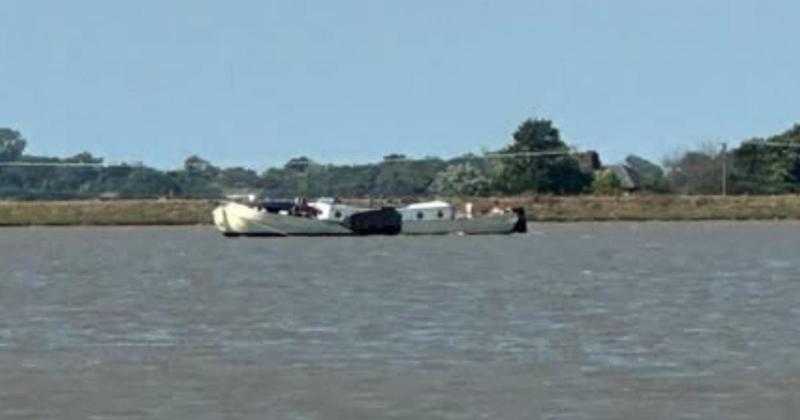 98ft barge runs aground on Norfolk Broads