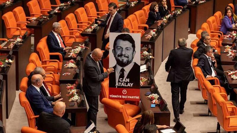 Furkan Karabay, Murat Çalık, Kavala, Atalay, Demirtaş ve diğerleri