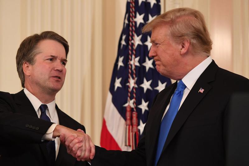 How Brett Kavanaugh Is Putting His Thumb on the Scale for Trump