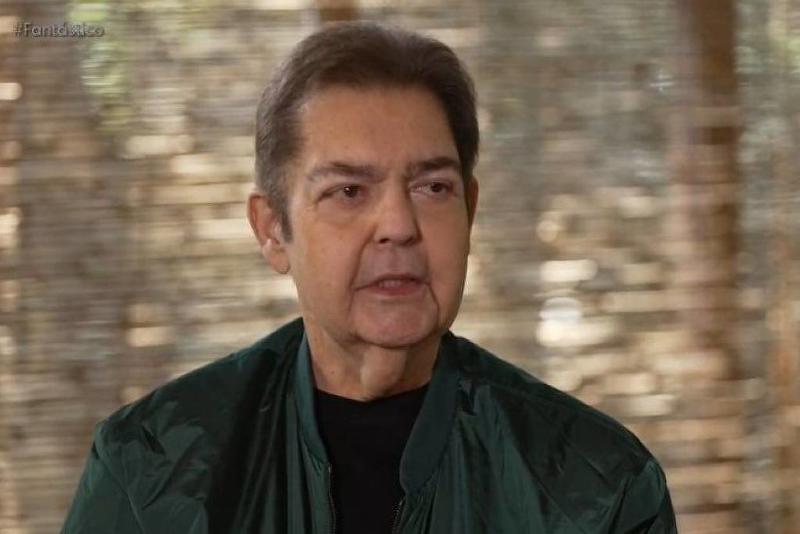 Faustão deve participar da estreia do programa do filho João Silva no SBT
