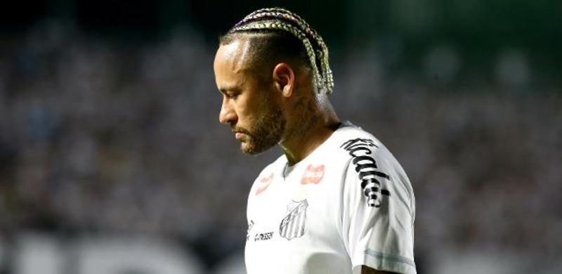Quem corre é o time, mas quem grita é Neymar! Tem como dar certo?