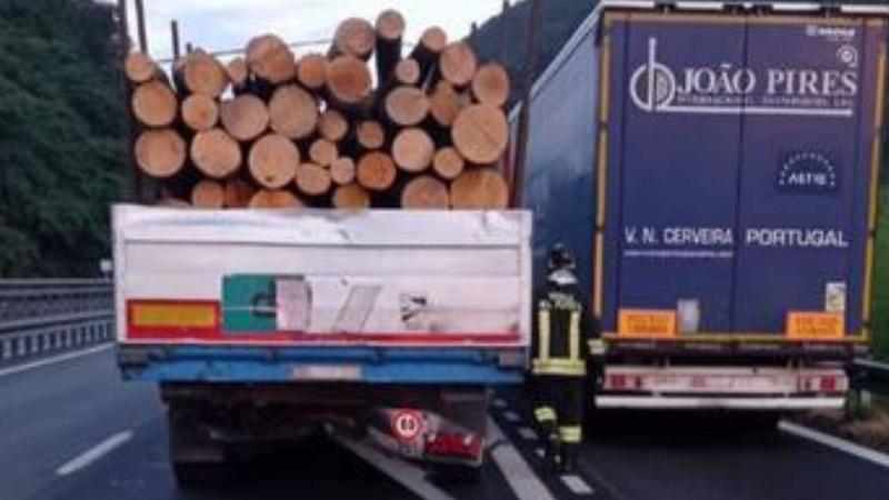 Lucca, morto nello schianto col furgone: Andrea Demi e l’ultima frase del figlio. «Attento babbo»
