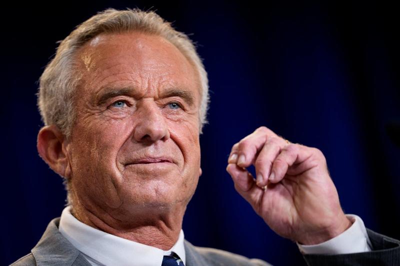 RFK Jr. Captured in Old Photos Partying With Jeffrey Epstein