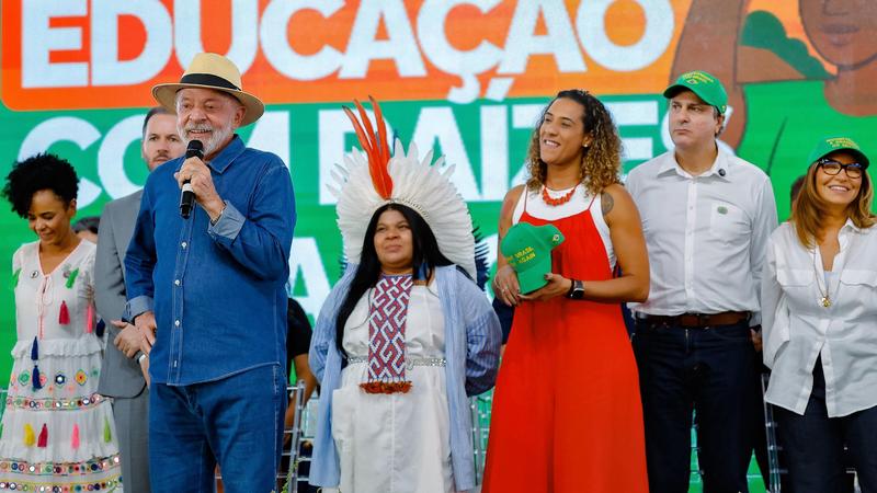 Lula acha que Trump é que tem de vir atrás para negociar tarifas