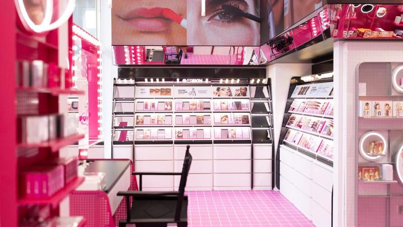 Lo store VeraLab sbarca ad Arese con la sua founder Cristina Fogazzi
