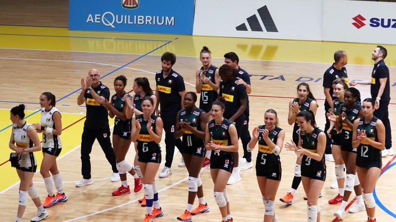 Pallavolo: la Nazionale Under 21 a Urbino, tra amichevoli e visita a Palazzo ducale