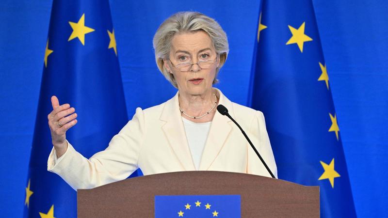 Trump: “Possibilità di accordo con Ue al 50%”. Von der Leyen tra due fuochi. Il bazooka sullo sfondo, ma la Ue cammina sugli specchi