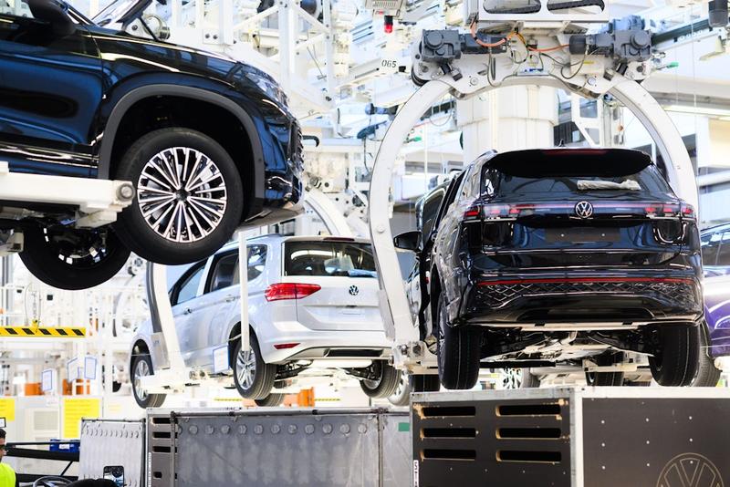 VW nach Gewinneinbruch: Experte warnt – „Jetzt geht es ums Überleben“