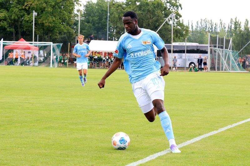 Der „Oktopus“ legt los: Ilyas Ansah lebt beim 1. FC Union Berlin seinen Traum