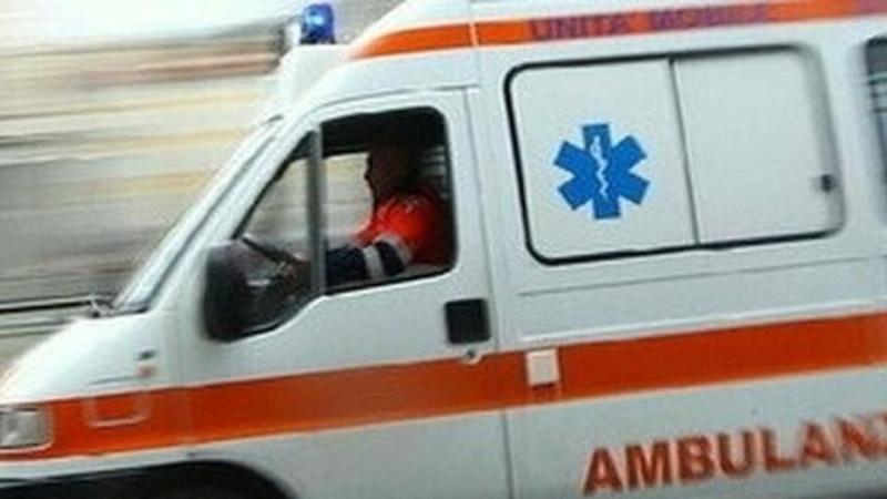 Le due ambulanze sono impegnate altrove: anziano in codice rosso muore nell'attesa