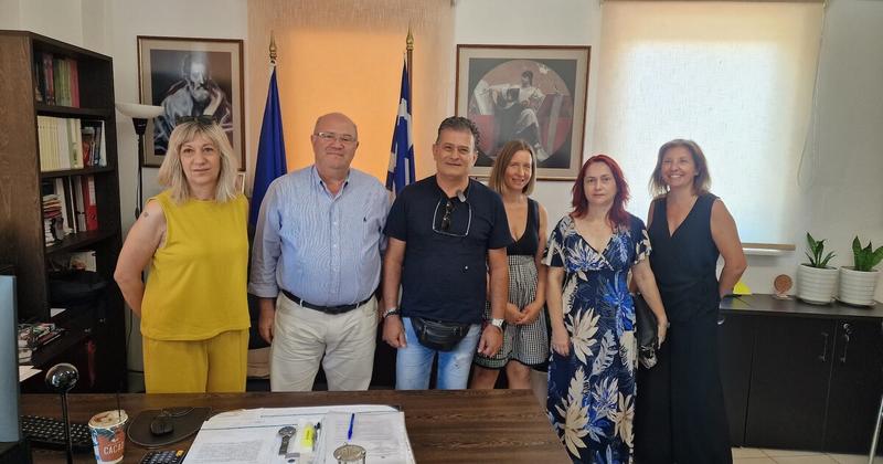 Πρωτοβάθμια Εκπαίδευση: 