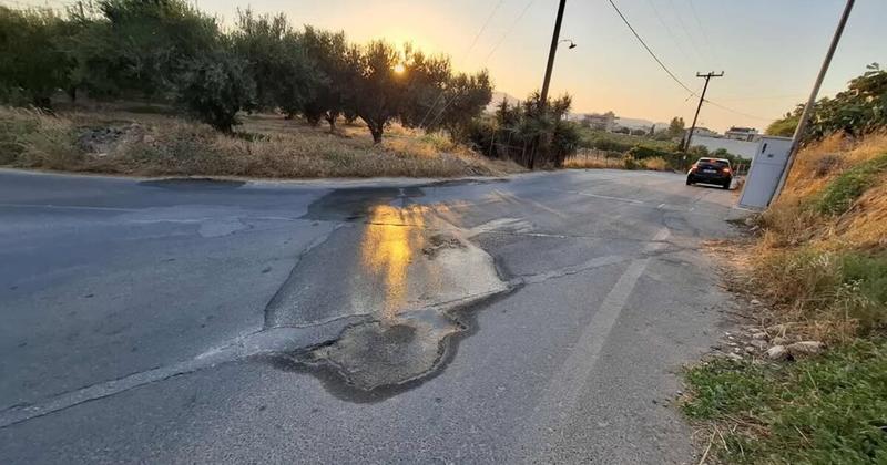 Χάνεται πολύτιμο νερό εδώ και δύο μήνες στο Τσαλικάκι