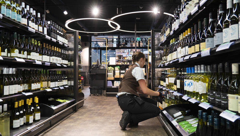 Vinmonopolet må stanse sin politiske aktivisme