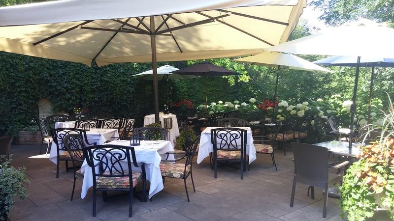 MORRIS: The best patio in Winnipeg? Meet the iconic Terrace at 529 Wellington