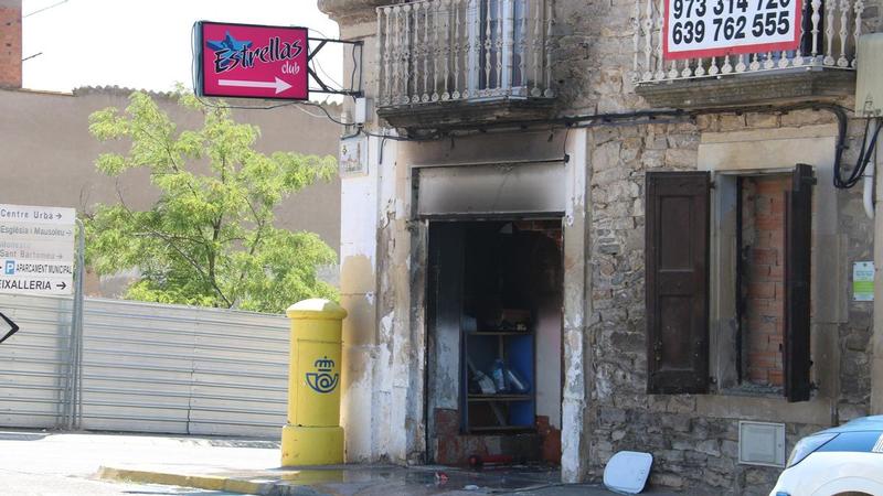 Dos muertos en un incendio en un club nocturno de Bellpuig (Lleida)