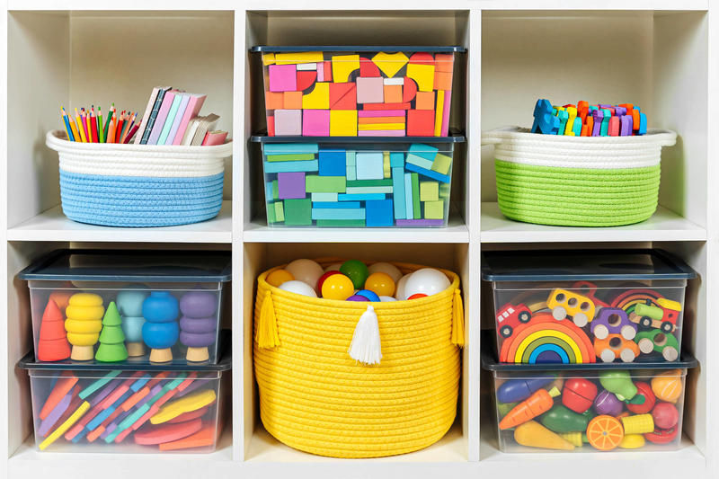 Como organizar brinquedos e acabar com a bagunça espalhada pela casa
