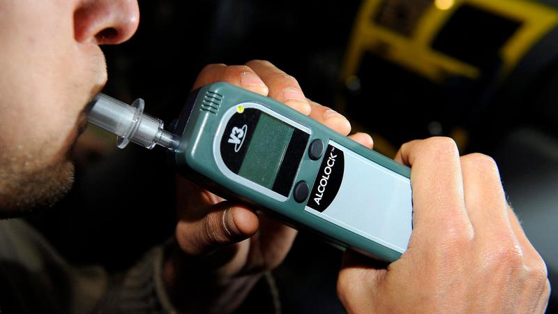 Alcolock obbligatorio da oggi: cos’è il sigillo e perché si autodistrugge