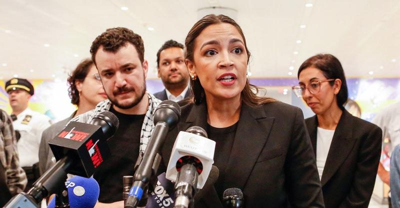 AOC Broke Ethics Rules With ‘Improper’ Gifts, Panel Finds