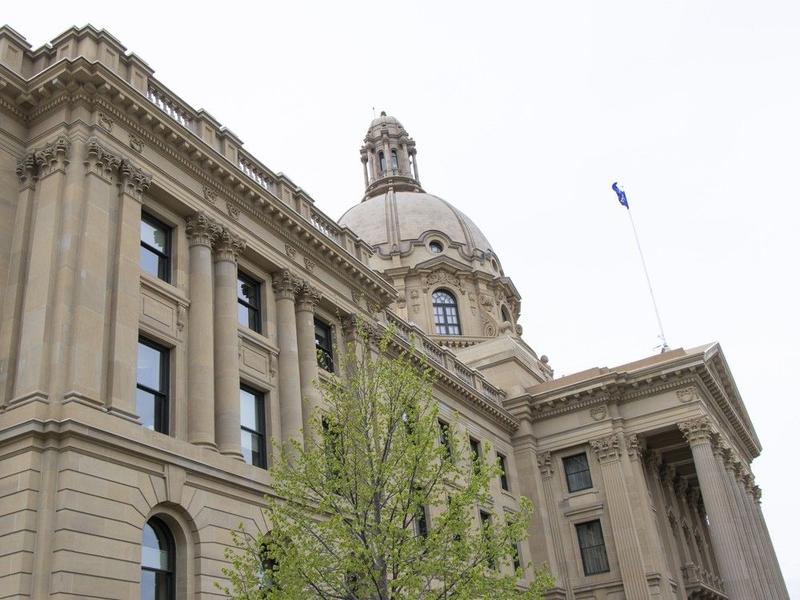 TAIT: Two Edmonton volunteers could teach UCP government about compassion, selflessness