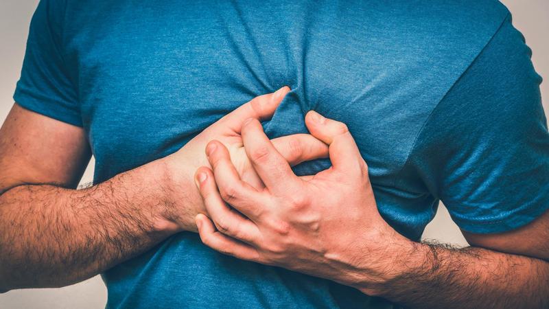Dolore al petto, cerca un pronto soccorso su Google ma era chiuso da anni: turista morto