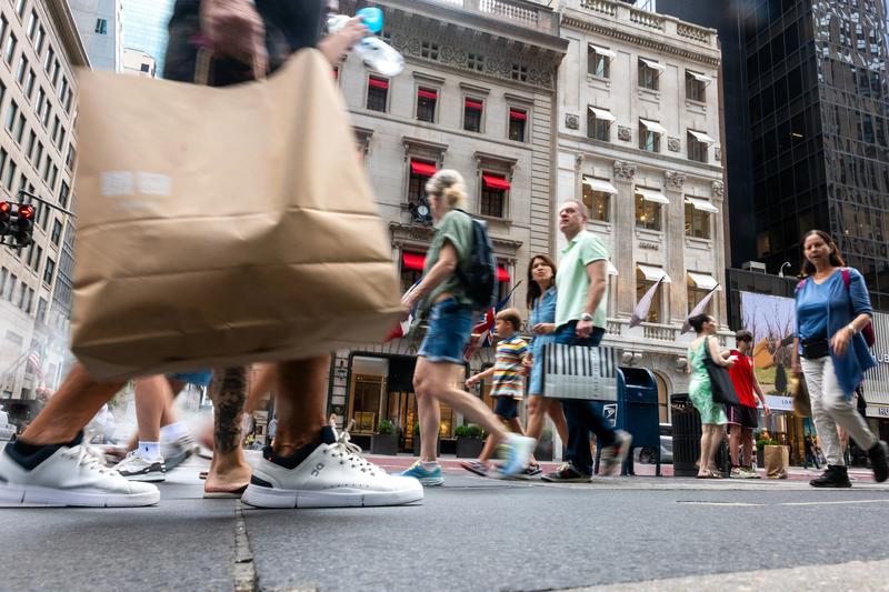 NYC used to be the fashion capital of the world — now you can hardly find a decent clothing store